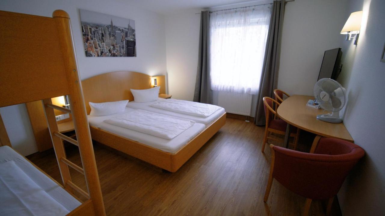 Hotel Sunparc - Shuttle Zum Europa-Park Rust 4Km & Rulantica 2Km Ringsheim Exterior photo