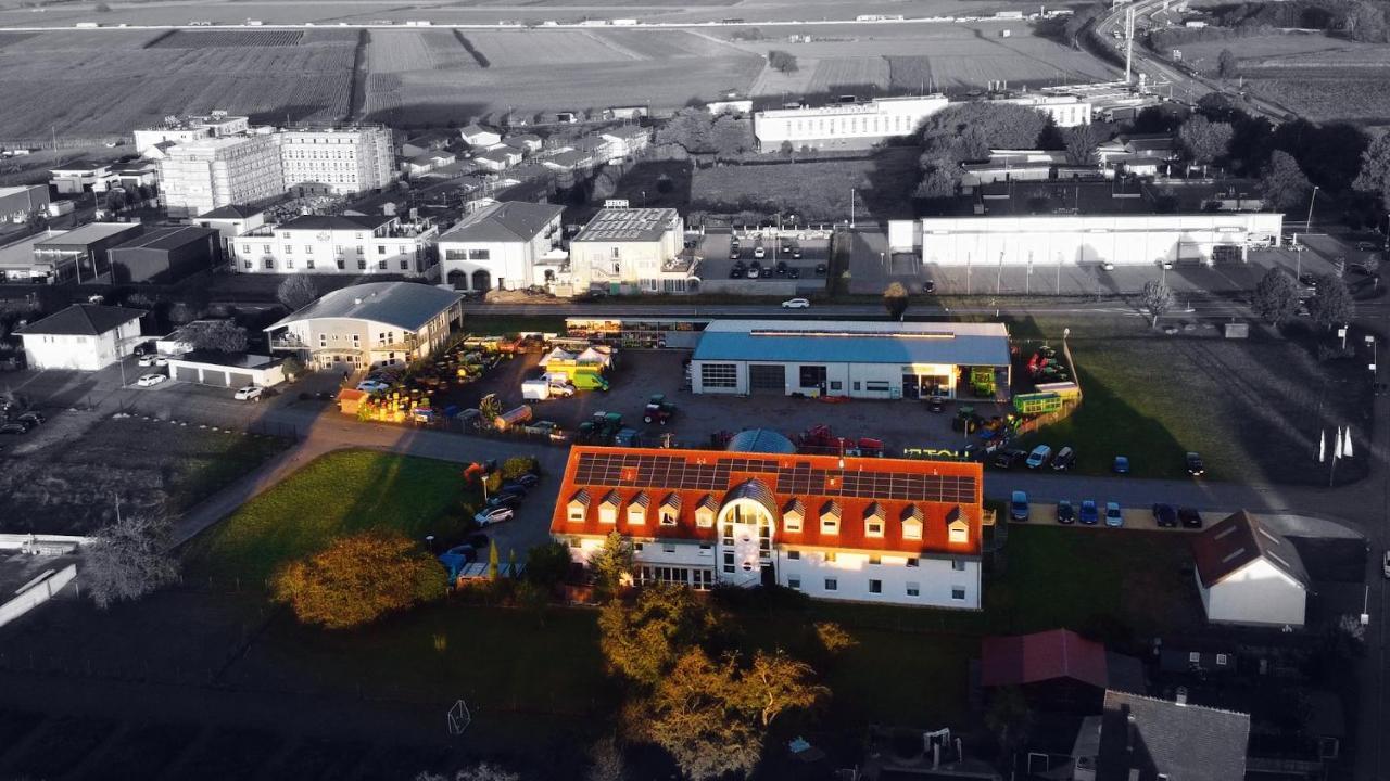 Hotel Sunparc - Shuttle Zum Europa-Park Rust 4Km & Rulantica 2Km Ringsheim Exterior photo