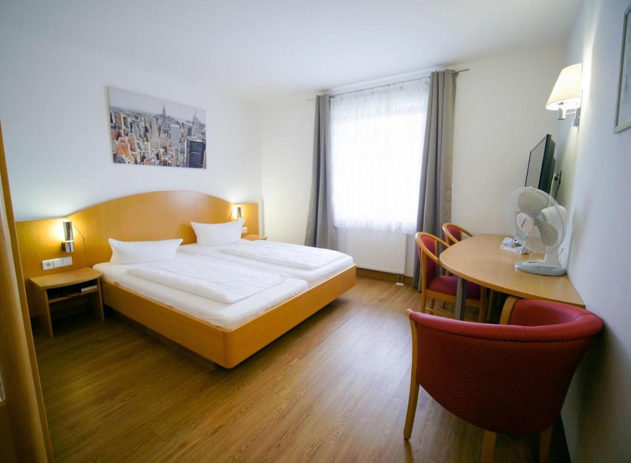 Hotel Sunparc - Shuttle Zum Europa-Park Rust 4Km & Rulantica 2Km Ringsheim Exterior photo