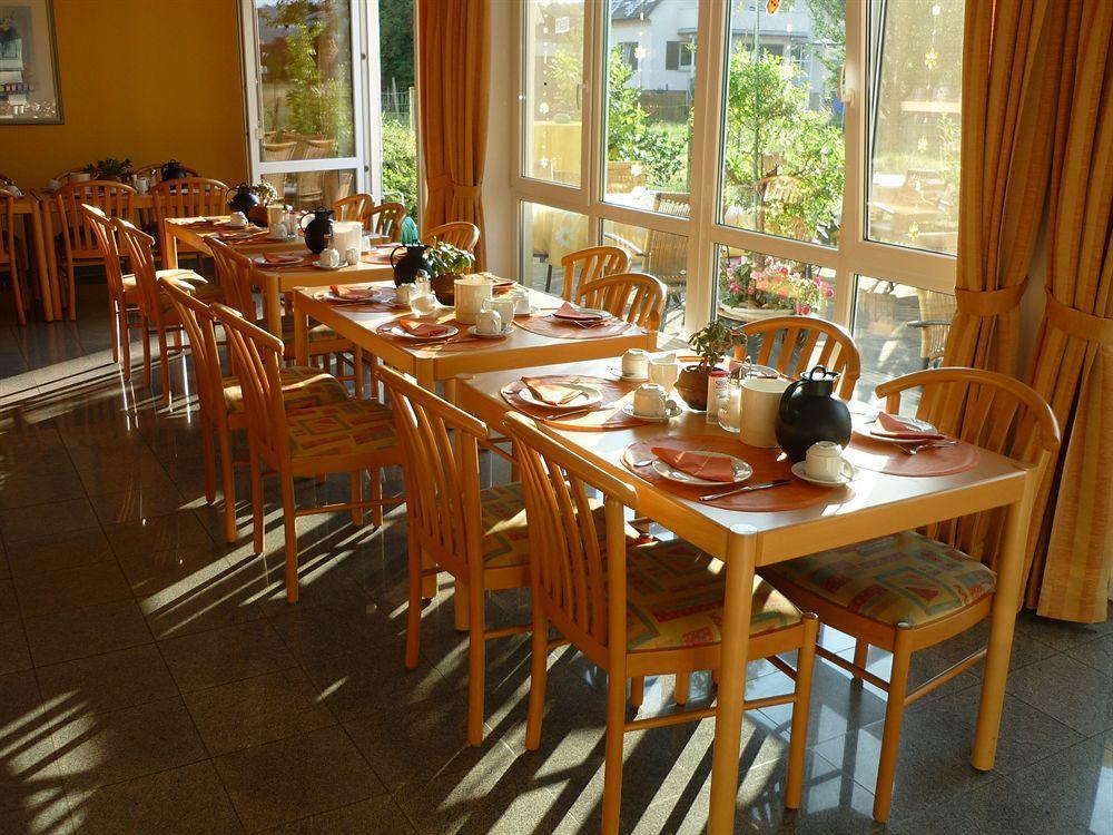 Hotel Sunparc - Shuttle Zum Europa-Park Rust 4Km & Rulantica 2Km Ringsheim Exterior photo